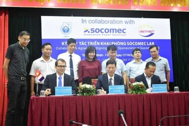 Viet Net ký hợp tác triển khai phòng SOCOMEC LAB cho trường ĐH tại Hà Nội