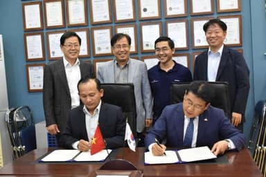 Viet Net sang Hàn Quốc thăm cty Keumsung Security để hợp tác phân phối sản phẩm