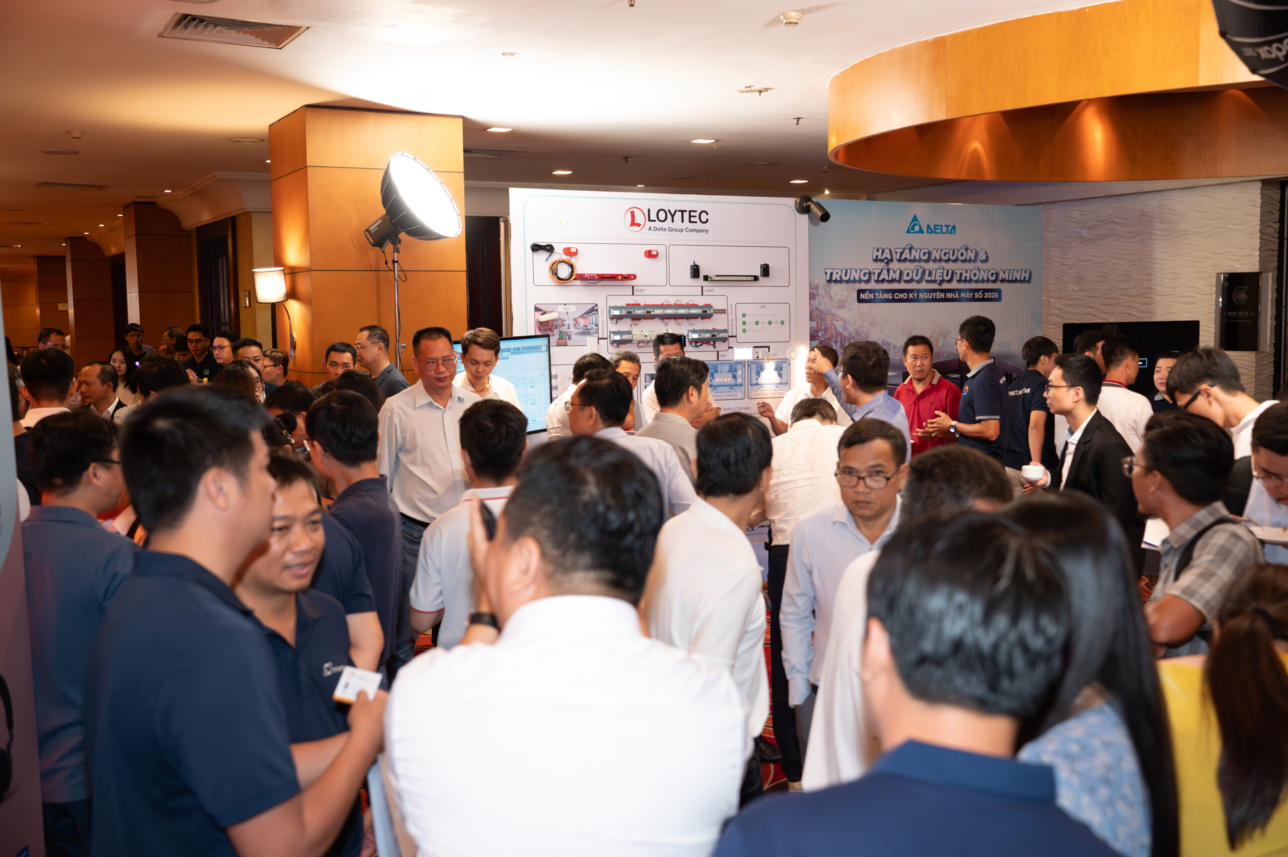 SMART FACTORY & DIGITAL INFRA 2026: Kết nối giải pháp, kiến tạo Nhà máy Thông minh MIN 7391 edit scaled